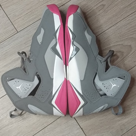 Sold - Picture 4 of 8